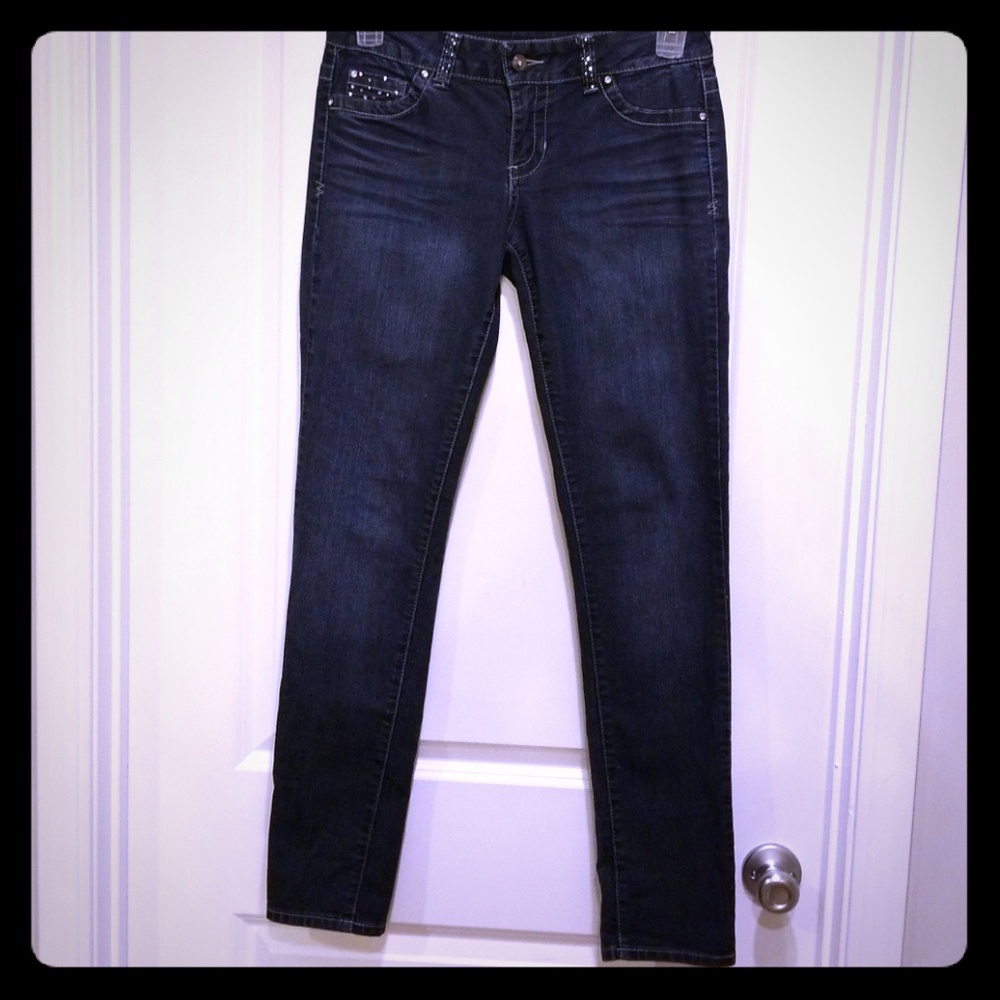 BOGO Preloved Maurice's jeans